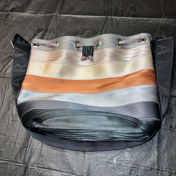 Harveys Multicolor Shoulder Bag